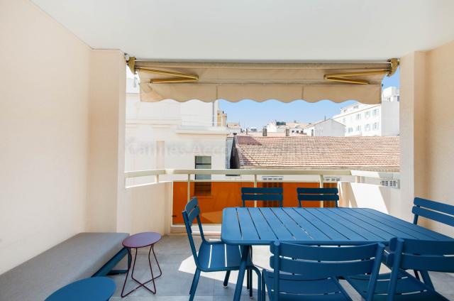 Location vacances à Cannes: votre choix d'appartements et villas - Details - Blue Bay